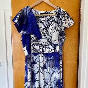 Julie Dillon Ruffled V-Neck Dress - 10